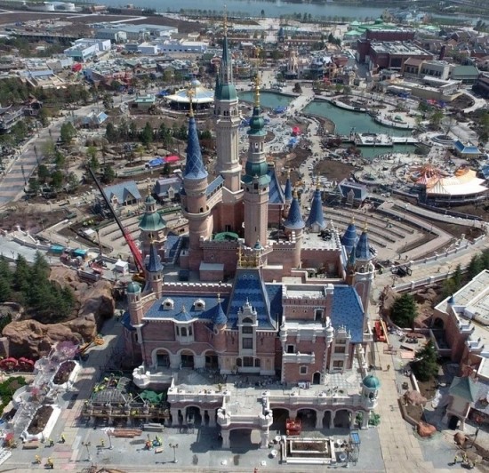 enchanted-storybook-castle-1