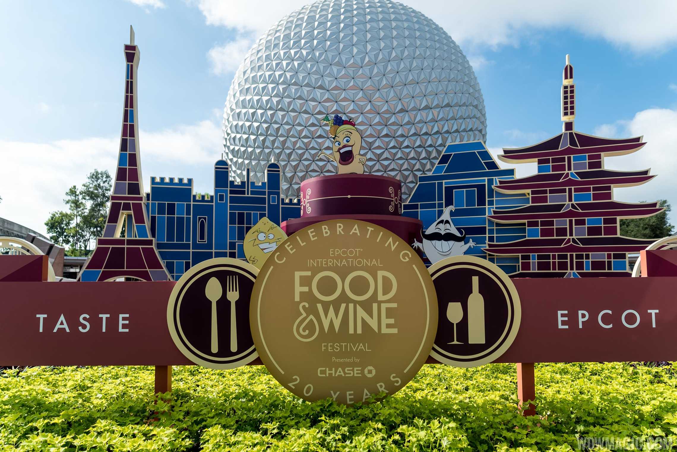 2017 Epcot Food Wine Festival Booth Menus Theme Park Trader
