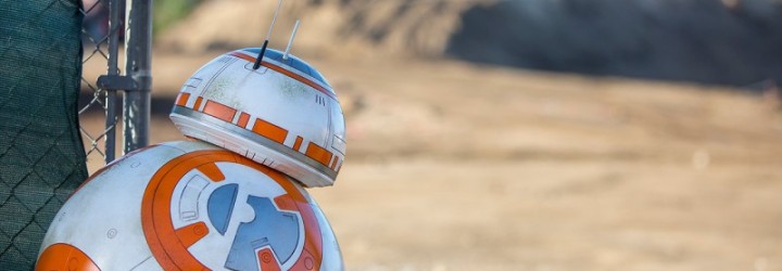 First Video of Interactive BB-8 Meet and Greet!