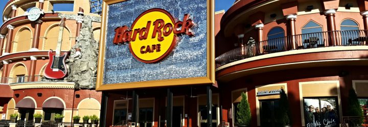 Episode 133 – We Read Poor Reviews of Hard Rock Cafe in Universal Orlando!